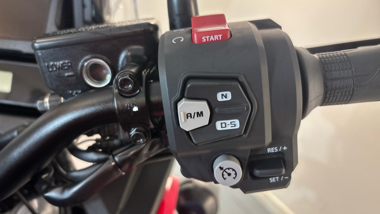 (24MY) Honda Africa Twin CRF1100L Electric Suspension DCT